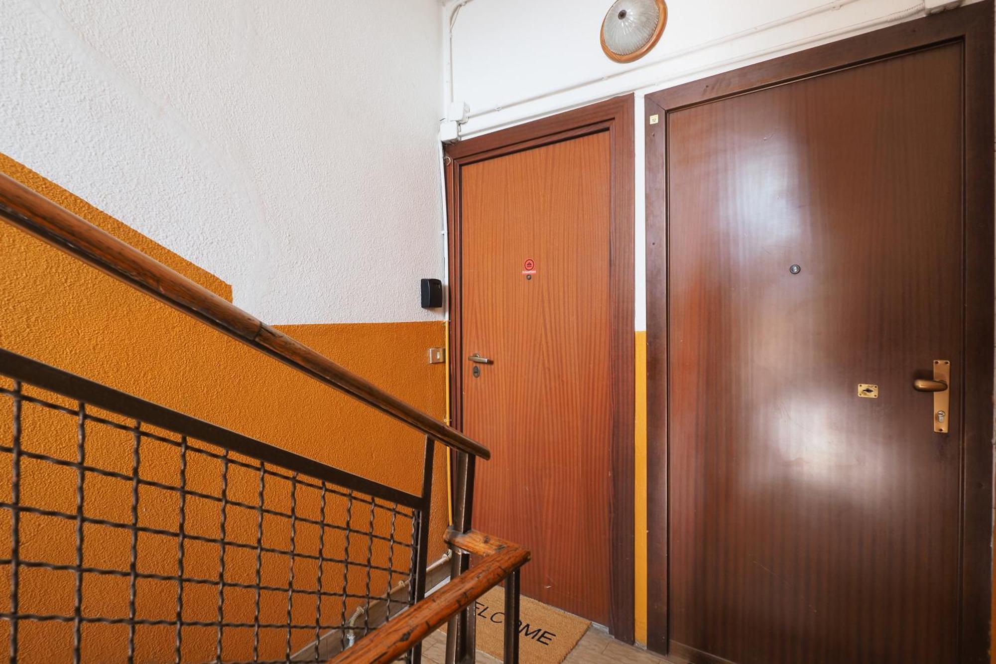Appartamento Primopiano - Astesani Milano Esterno foto